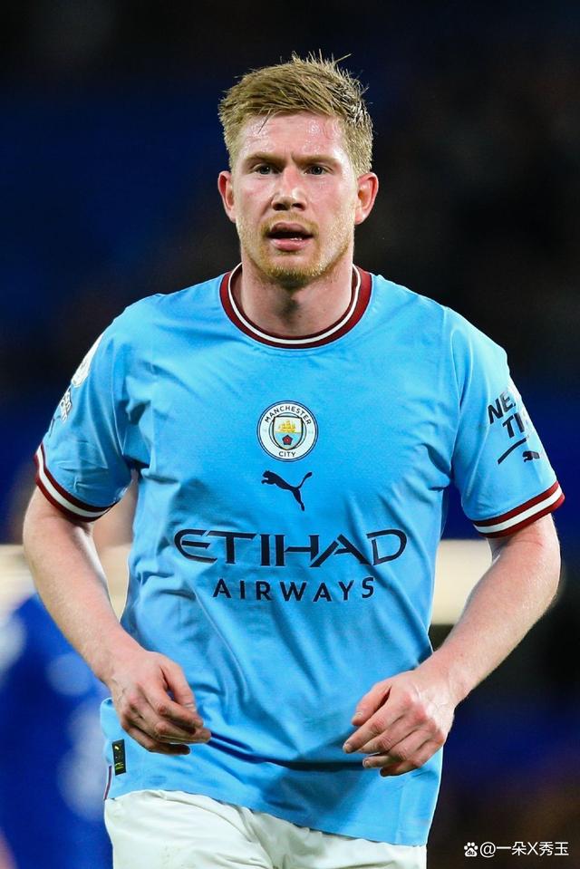 世体：继续履约，巴萨会给瓦伦西亚球迷提供290张客队票