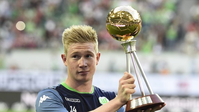 2025 赛季：大联盟宣布 2026 赛季将试行“一局一次”的教练挑战权制度微调