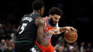 圣地亚哥教士队以 10 年 3 亿美元签下曼尼·马查多，打破纪录